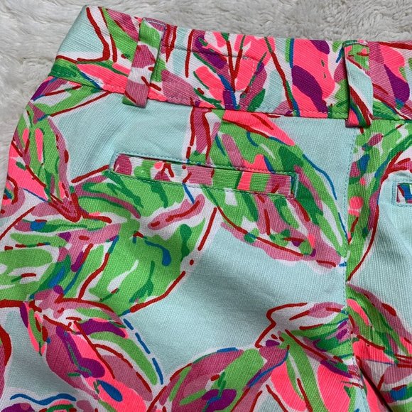 Lilly Pulitzer Women's The Chipper Bermuda Shorts in The Vias Print Size 00 - Picture 6 of 13